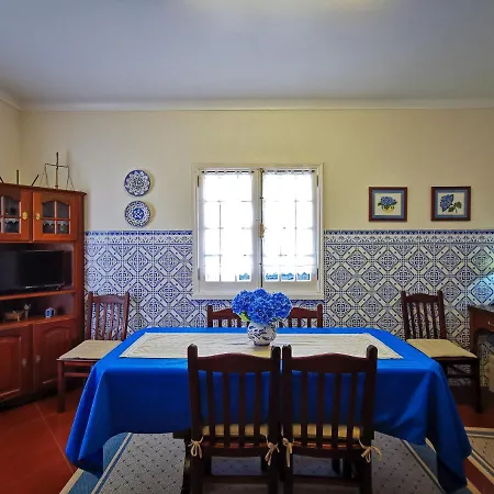 Вилла Pico Do Moinho House *