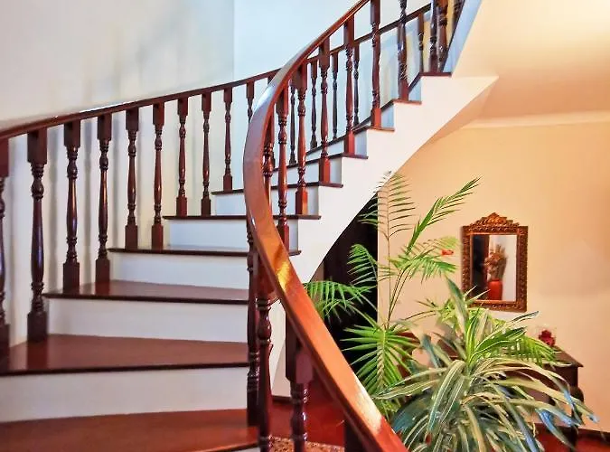 Вилла Pico Do Moinho House